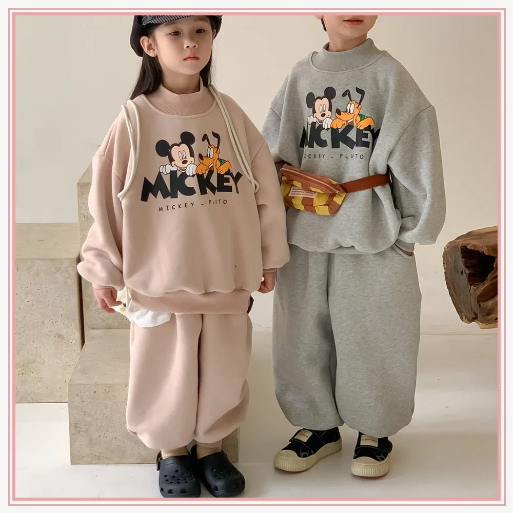 

Детский комплект из Свитера и брюк, с изображением Микки Мауса