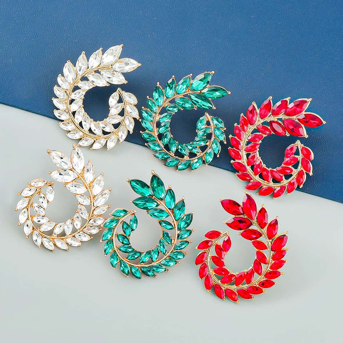 

New Trend 3 Color Rhinestone Floral Earrings Women's Earrings Dinner Party Wedding Accessories Fashion Statement Jewelry