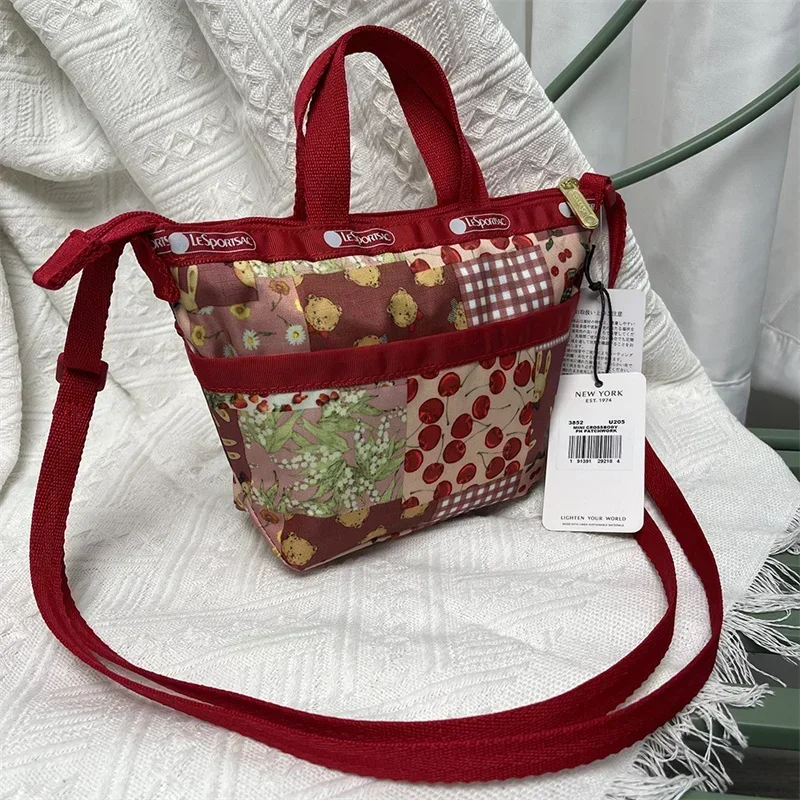 Lesportsacs мультяшная сумка через плечо 3852 Питер Кролик 14*22*7 см ручная женская на одно