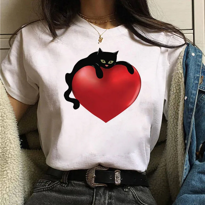 

Women T Shirt Cartoon Cat and Heart Print T-shirt Summer Casual White Tee Female Short Sleeve Tops 90s Girls Graphic T-shirts