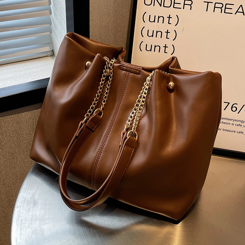 Large Capacity Women'S Bag Autumn/Winter Fashion Casual Shoulder Bag Texture Commuting Tote Bag