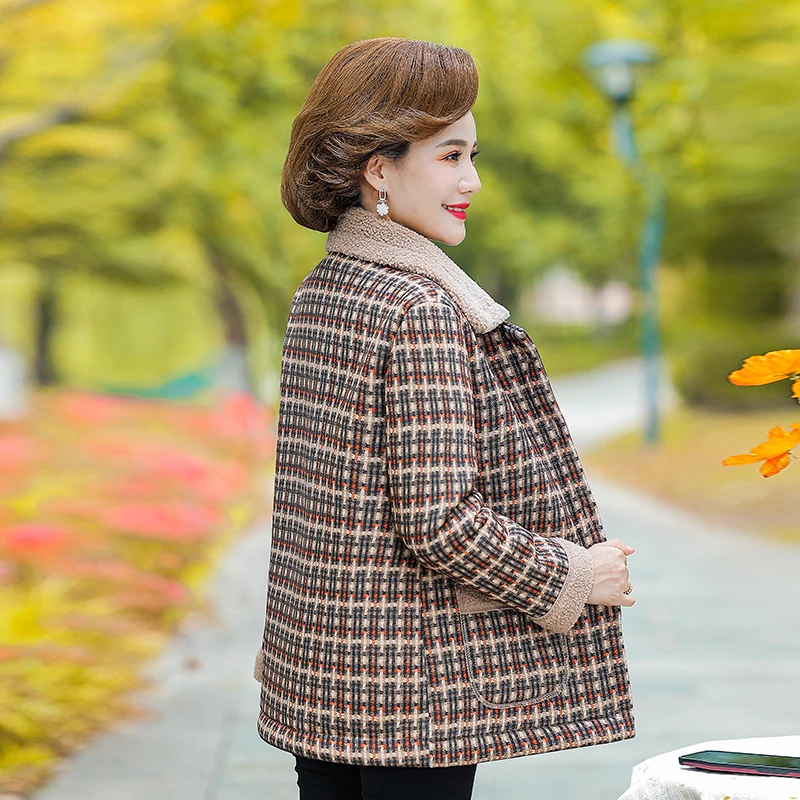 2022 Winter Jacket Plus Velvet Padded Coat Middle-Aged Women Wadded Jackets Thick Warm Outwear