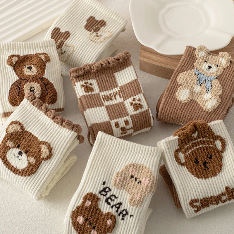 Fashion Skateboard Woman Socks Japan Harajuku Style Cartoon Creative Striped Bear Socks Kawaii Print Funny Girl Socks