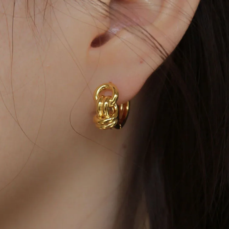 

Luxury Brand Hot Elegant Exquisite Pierced One Pair Gold Knot Earrings For Women Korean Japan New Charms Ear Jewelry Party Gift