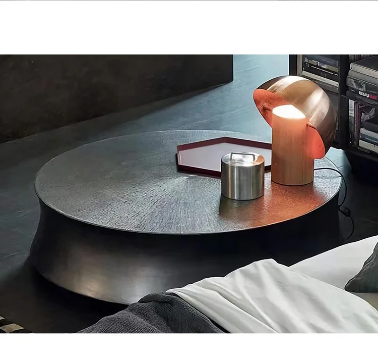 Итальянский минималистичный черный круглый светлый роскошный журнальный столик