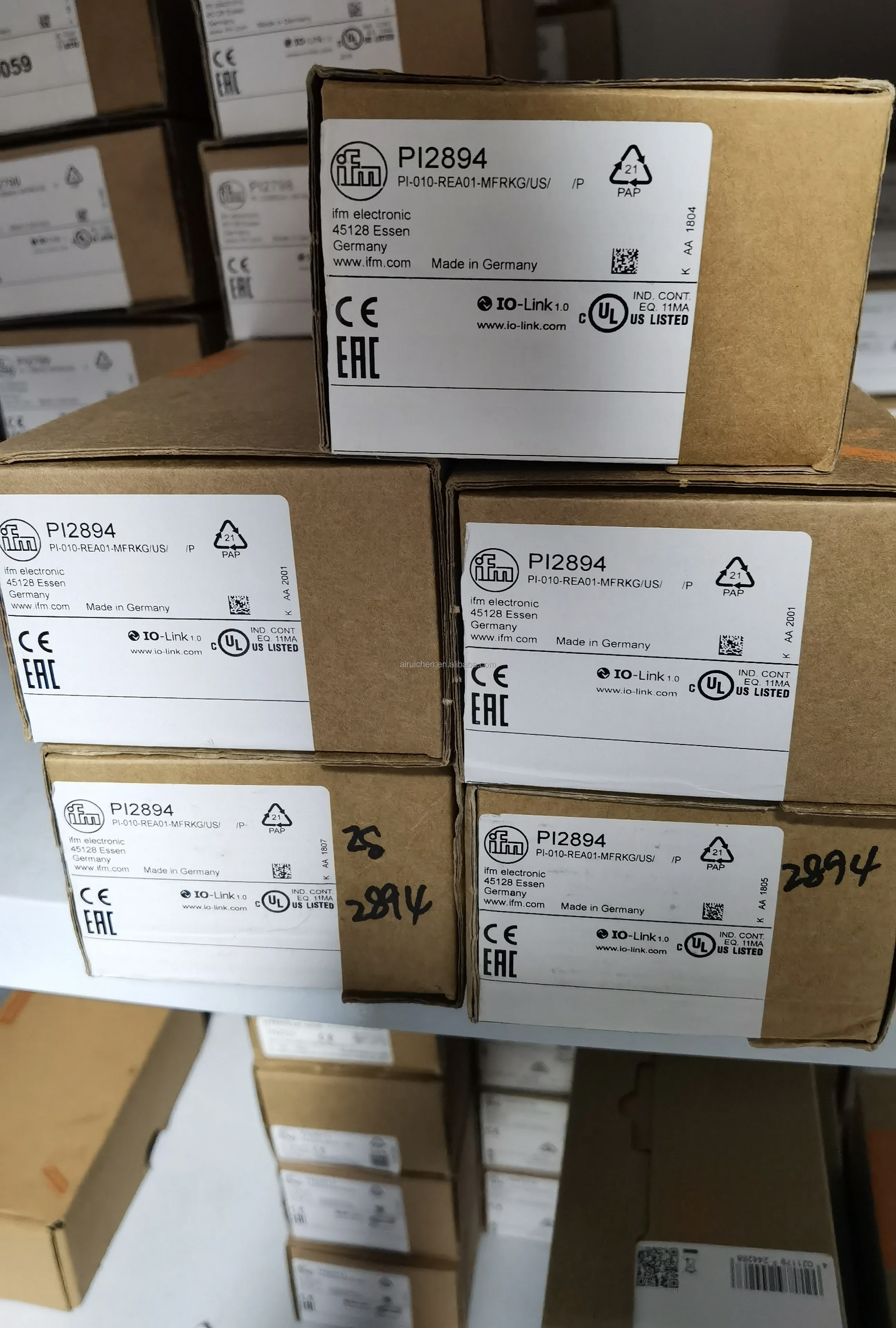 Фотоэлектрический датчик рассеянного отражения IFM O5P500