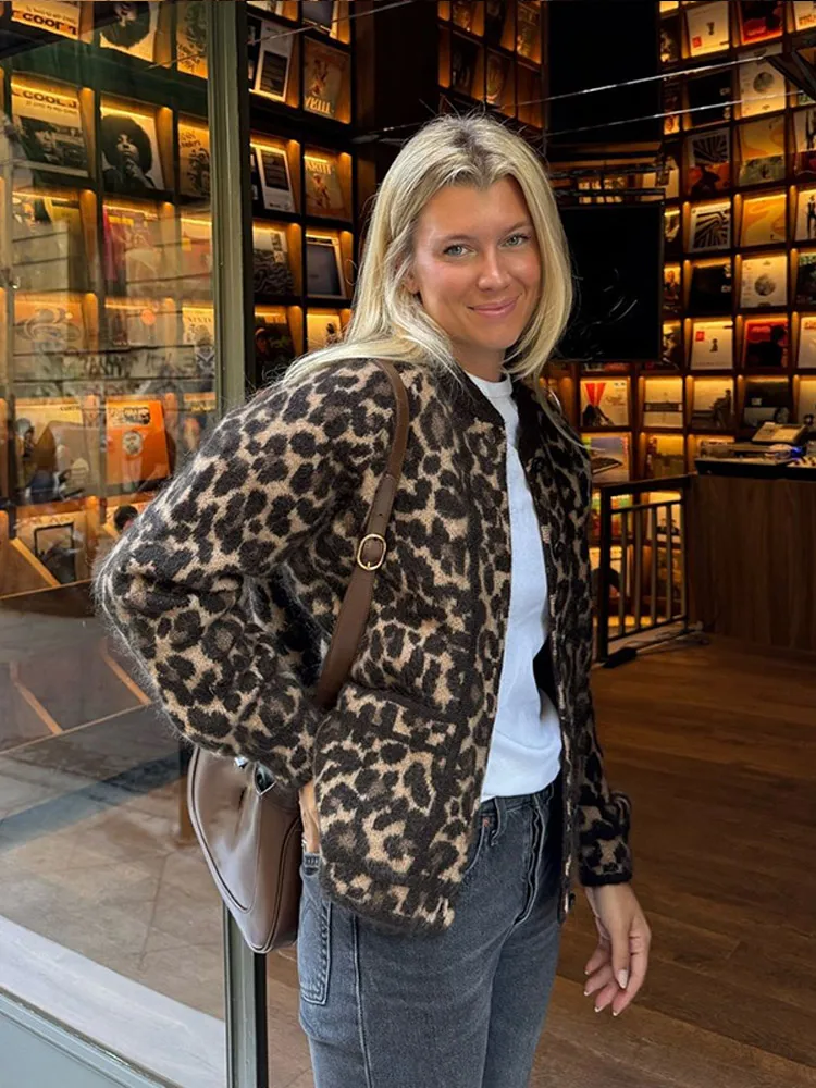 Повседневный однобортный кардиган с леопардовым принтом женский модный вязаный