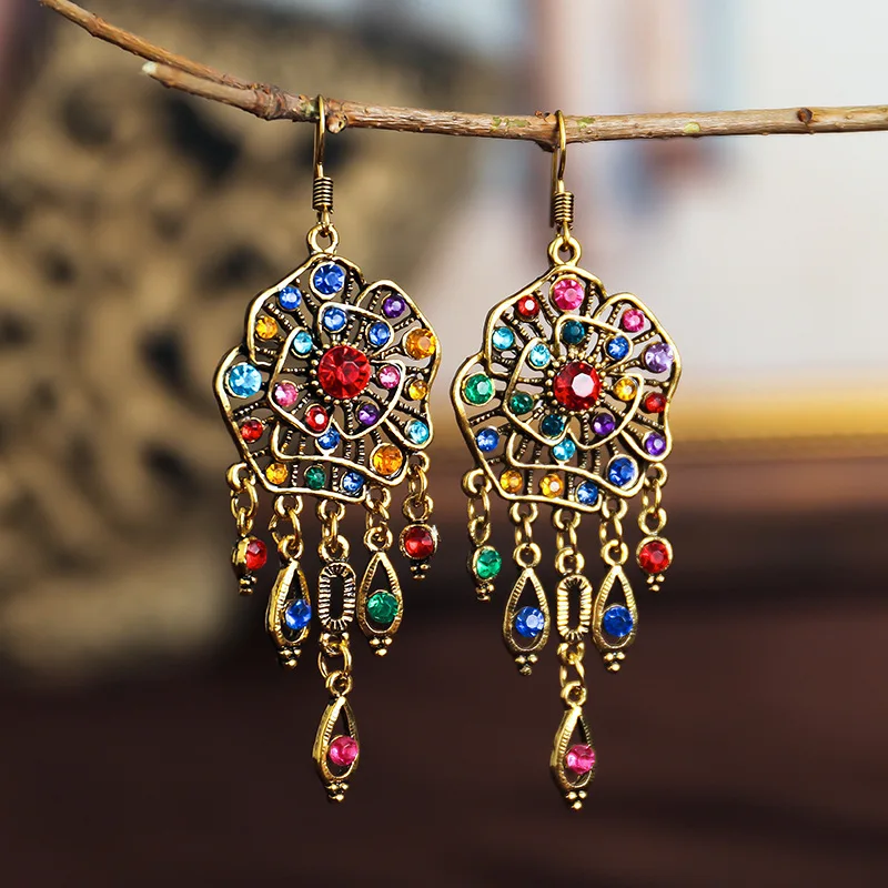 

Boho Gypsy Tassel Indian Dangle Earrings 2022 Women Orecchini Jewelry Ladies Retro Flower Jhumka Earrings