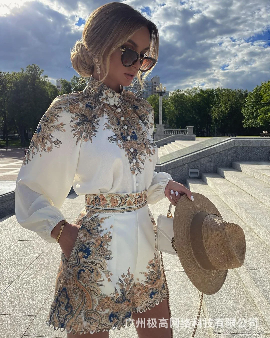 

Women 2pcs Clothes Suit Summer Spring Baroque Print Button Front Lantern Sleeve Top & Shorts Set Floral High Waist