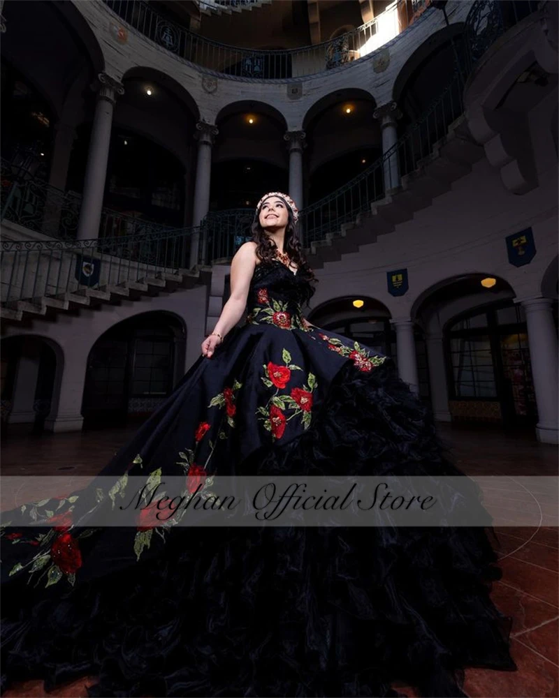 Черное милое платье Quinceanera 2024, платье для выпускного вечера с аппликацией, бальное платье с оборками, многоуровневое пышное роскошное сладкое платье 16 15 по индивидуальному заказу (art.: 3920c6a91ea2e) - 3920c6a91ea2e