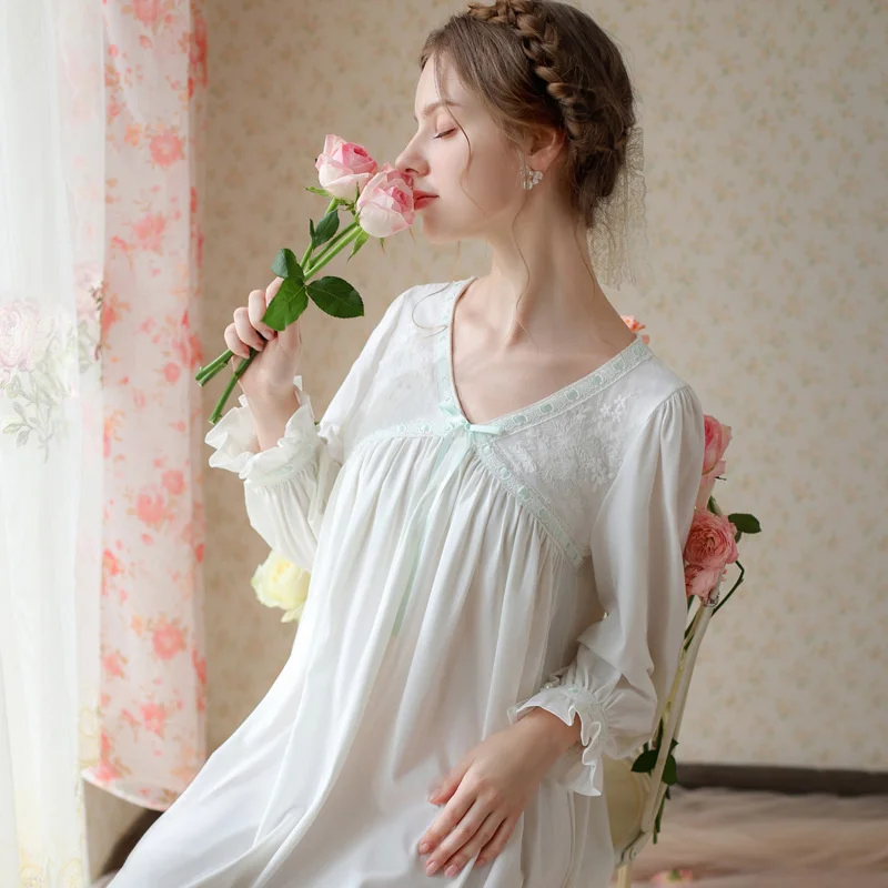 2023 Nightgown Women Cotton Lace Long Sleeve French Style Nightdress Fairy Spring V-Neck Vintage Sleepshirt Sleepdress Nightwear