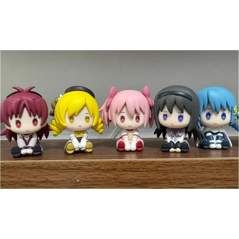 Фото Оригинальная коллекционная фигурка BUSHIROAD Puella Magi Madoka Magica Wind-Up Sitting Gashapon: Мадока, Хомура, Мами, Кёко, Саяка – подарок для коллекционеров №2
