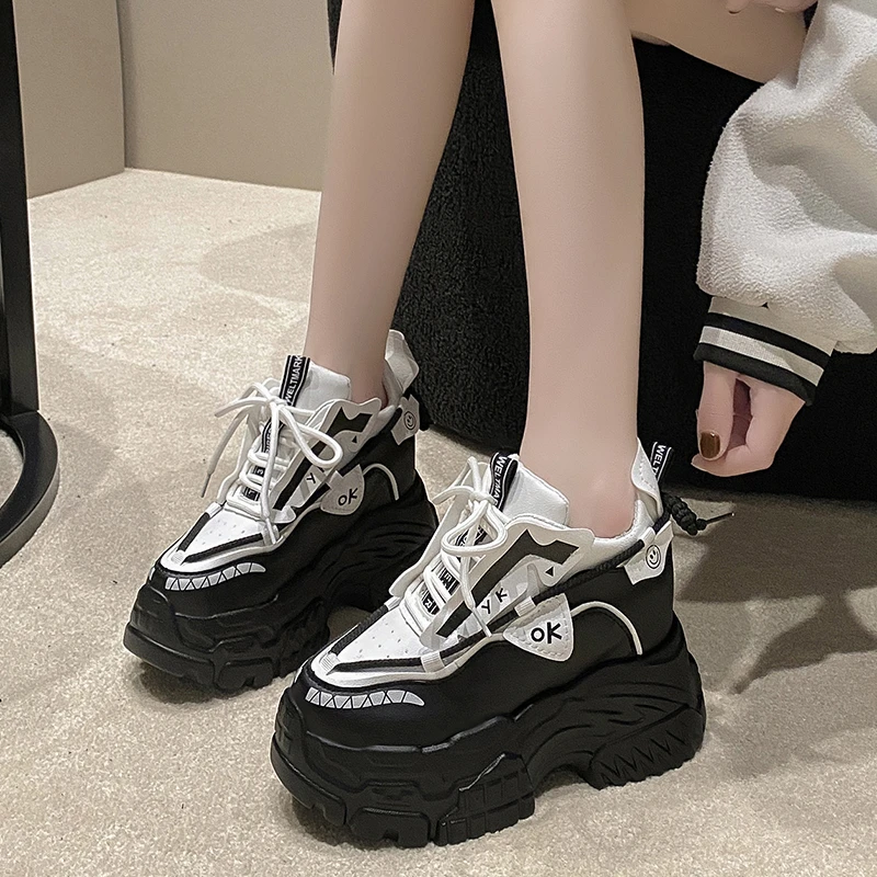 

Chunky Platform Sneakers for Women 2024 Spring Fashion Silver Sports Shoes Woman Non Slip Thick Bottom Vulcanized Shoes Female