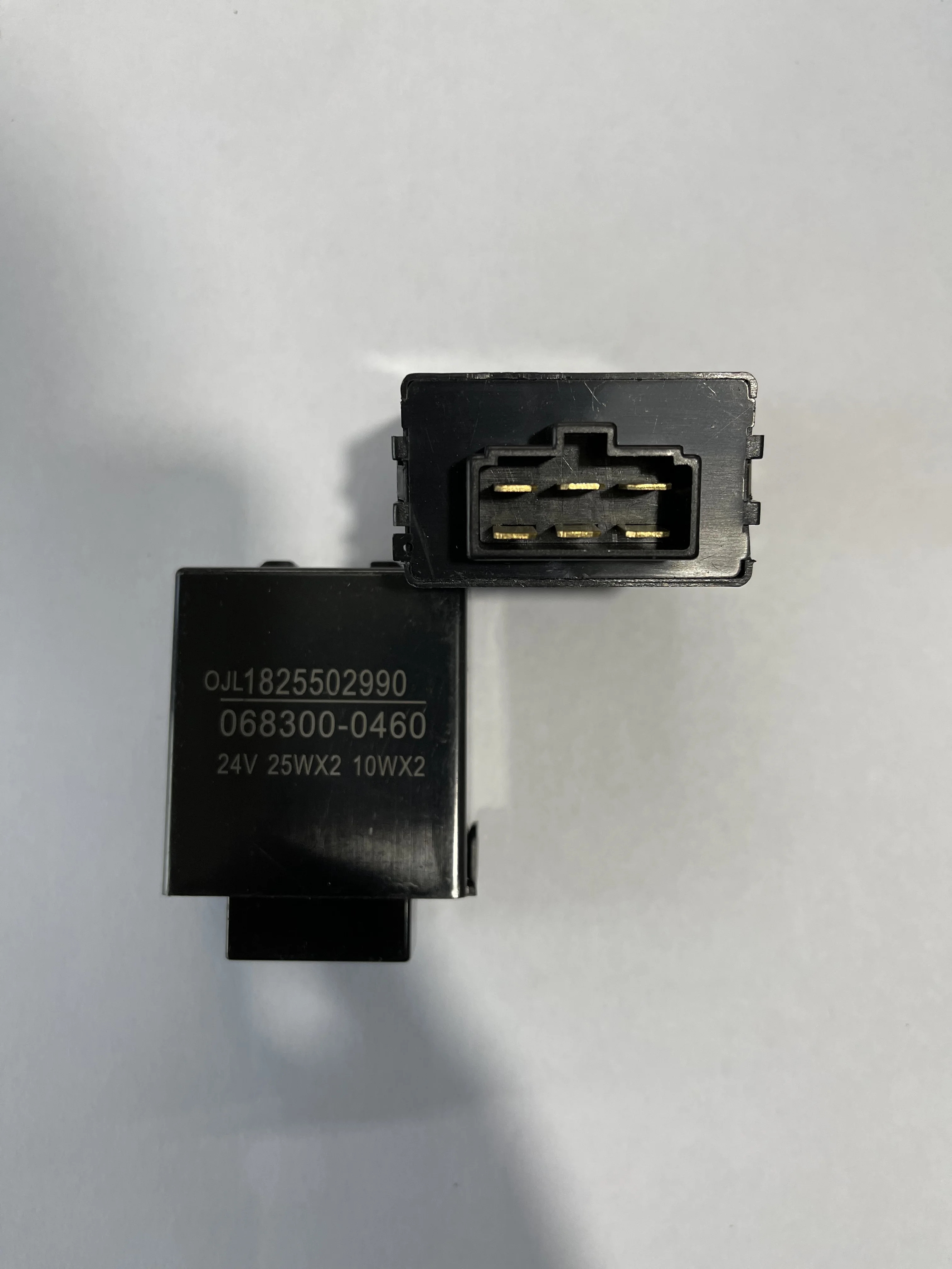

for Isuzu Control car Relay 068300-0460 Flasher 1825502990