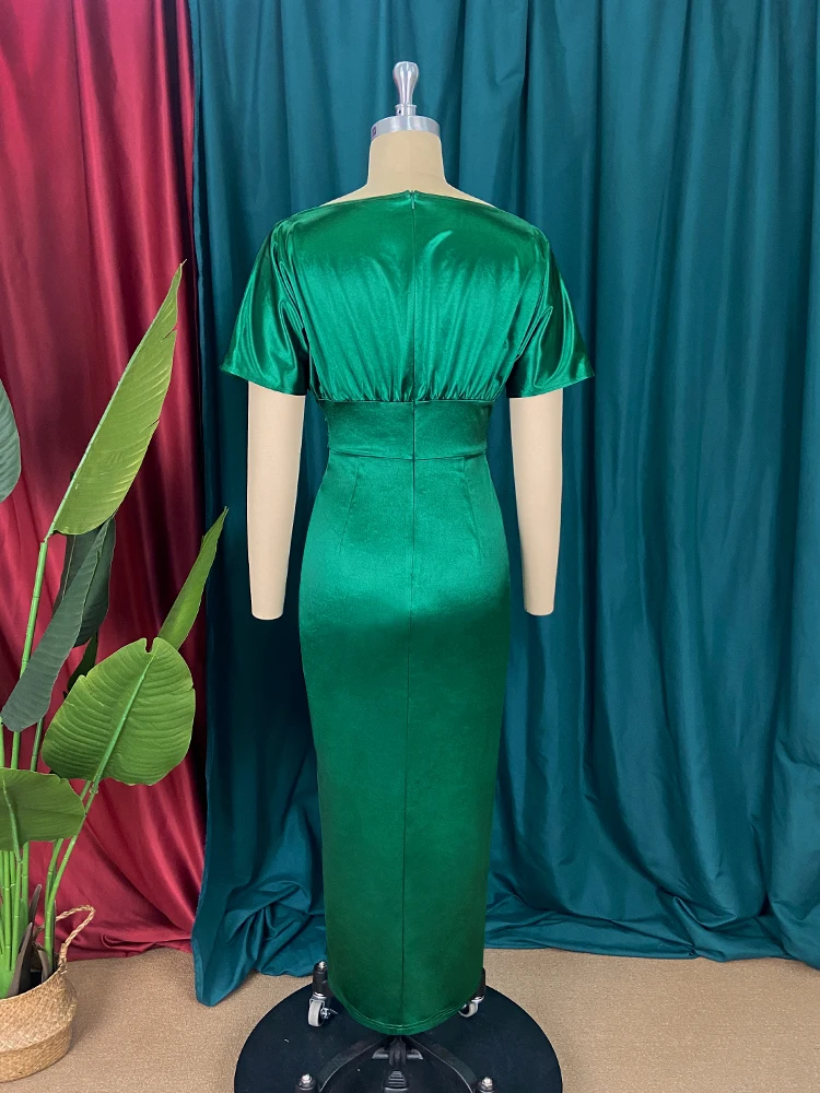 Платье женское вечернее атласное с открытыми плечами коротким рукавом и высокой