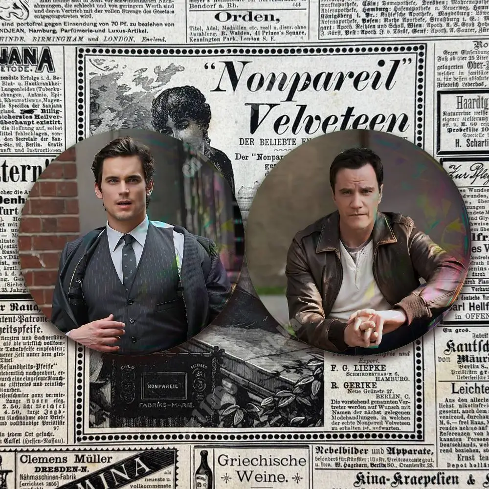 Фото Набор из 2 металлических значков-пуговиц White Collar Neal & Peter Bromance для сумок, одежды и аксессуаров. Яркая коллекция. №2