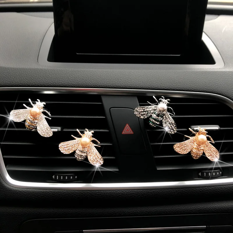 

New boutique pearl diamond bee car perfume insect car air conditioner outlet decoration aromatherapy clip wholesale