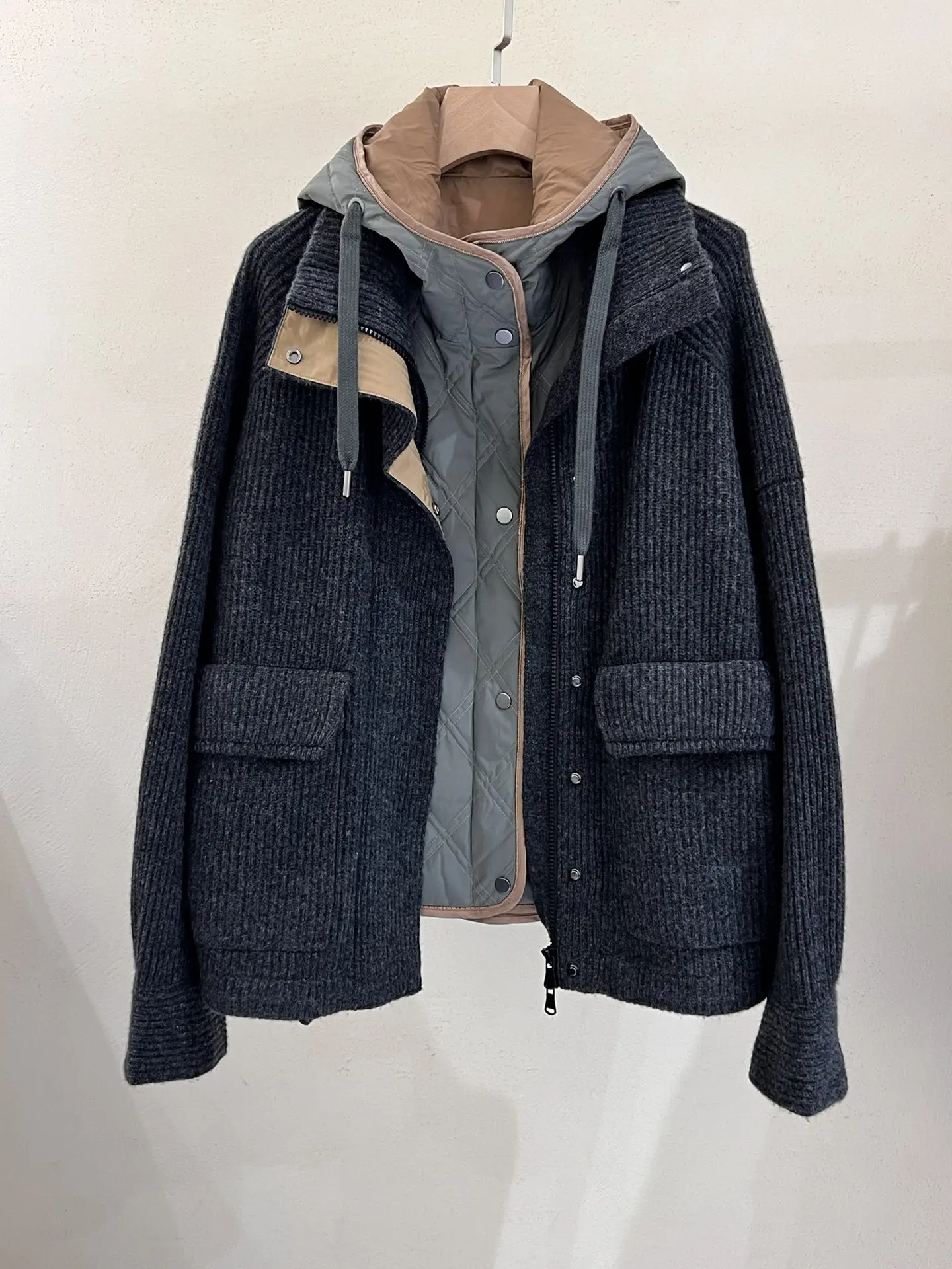 Осенне-зимний женский кашемировый вязаный жакет B * C жилет с капюшоном и гусиным