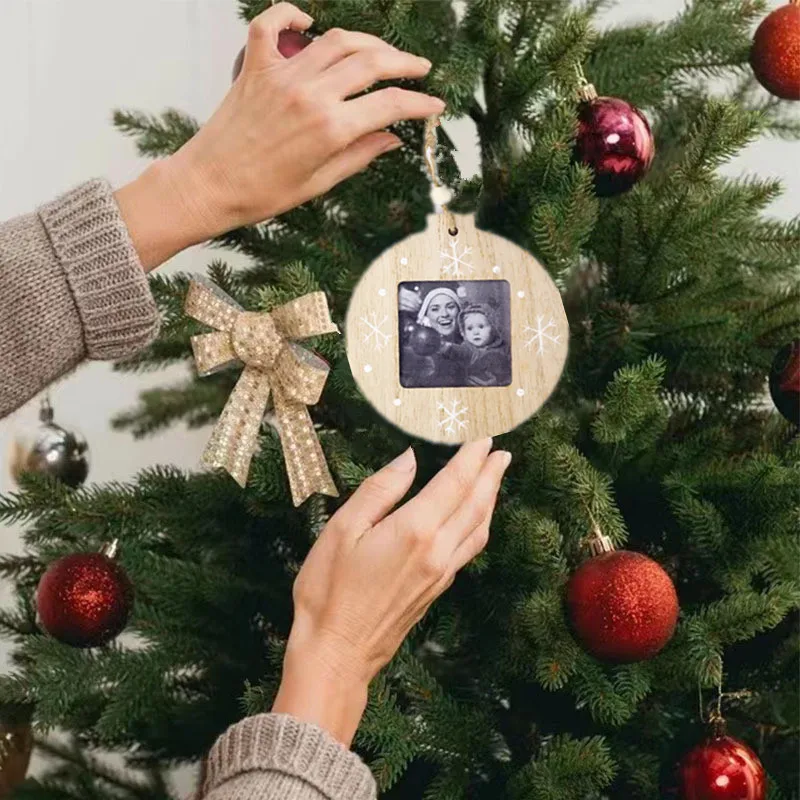 2022 Latest Christmas Wooden Photo Frame Pendants for Christmas Tree Decoration Ornaments DIY Replaceable Photo  2023 New Year