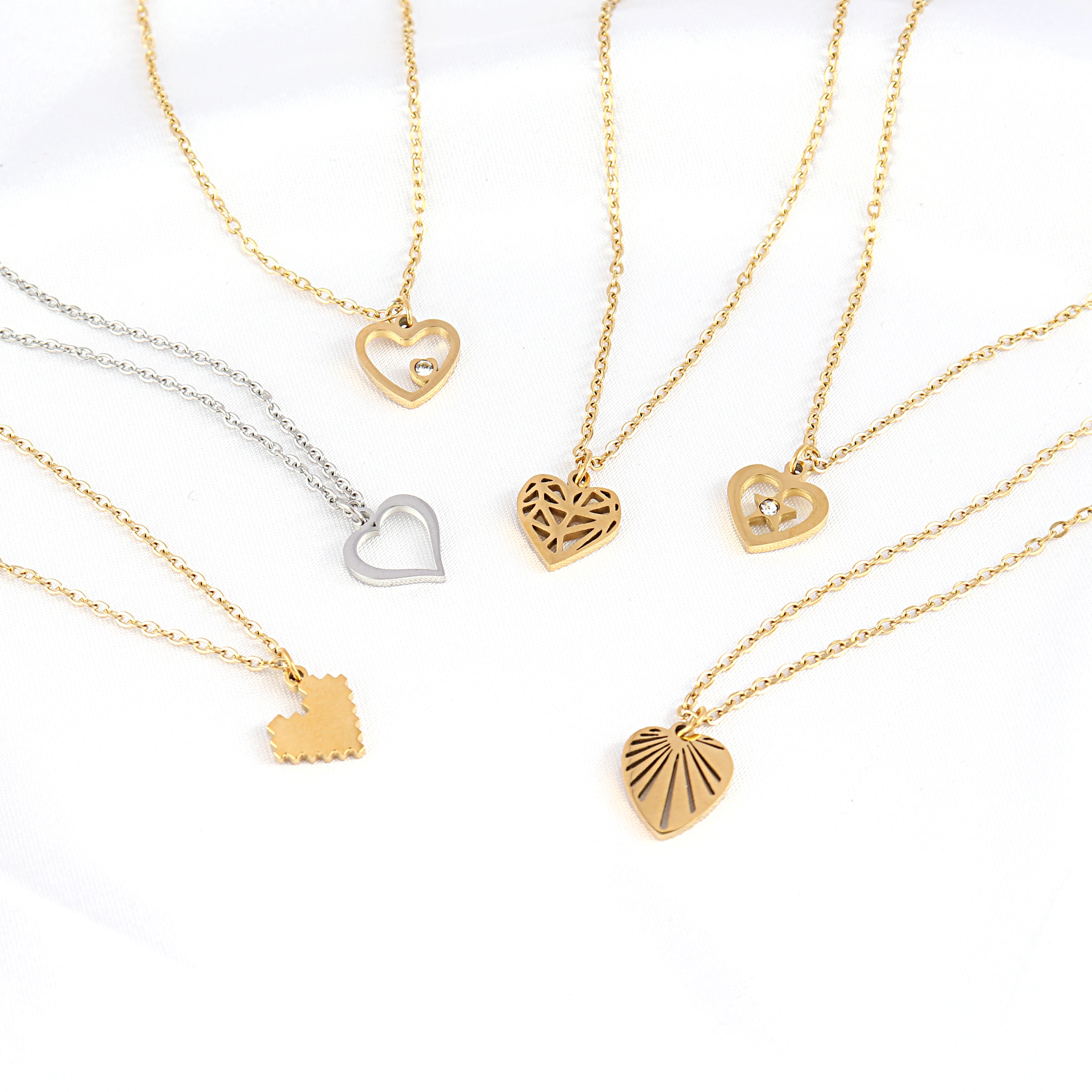 

Stainless Steel Star Neckalce Pendant For Women Heart Necklace Simple Chain Necklace Women Fashion Jewelry Gifts Freeshipping