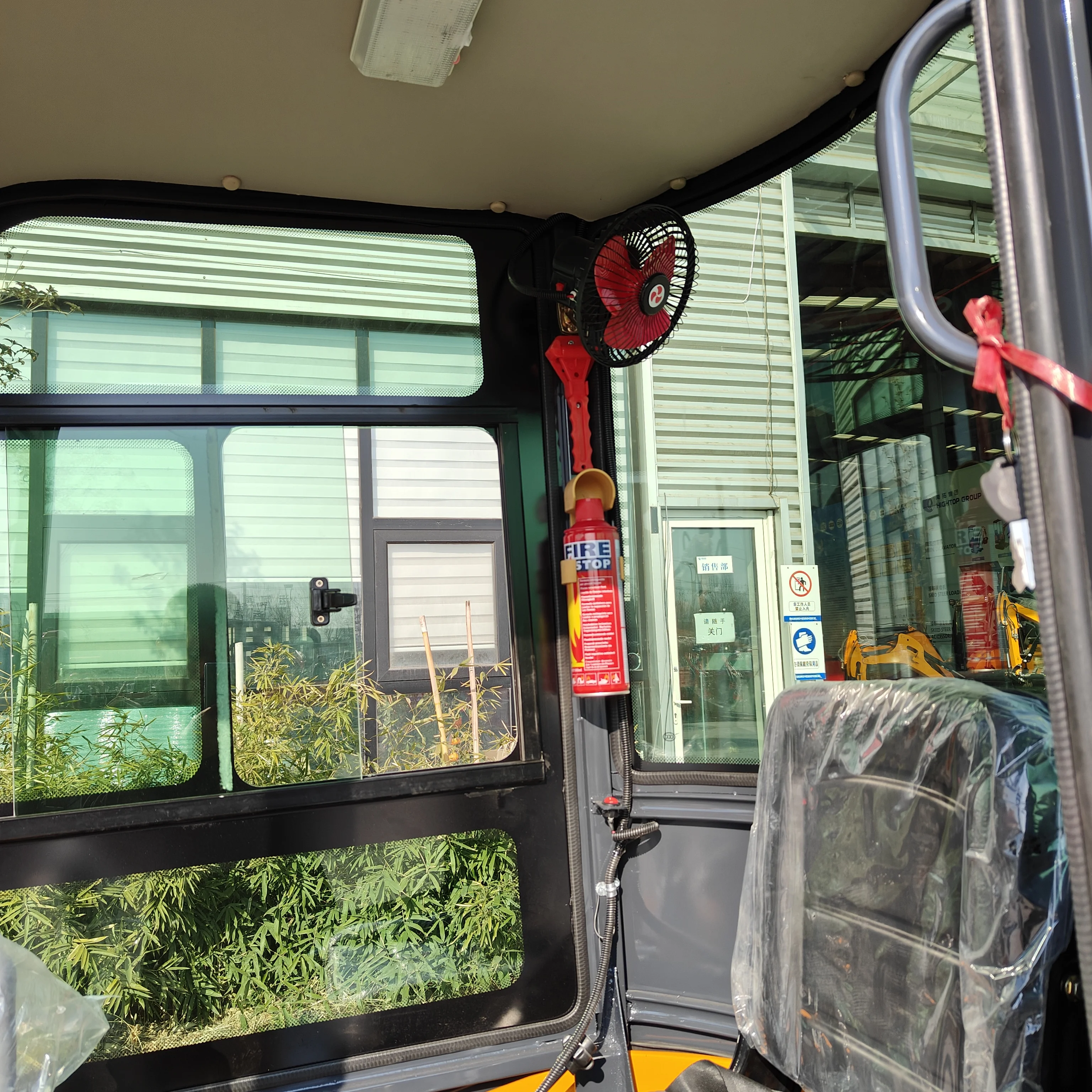 Free Shipping Ce Epa Kubota Engine Farm Cabin 360 degree Multifunction 2.5Ton 3Ton 3.5Ton Mini Digger Small Bagger Excavator