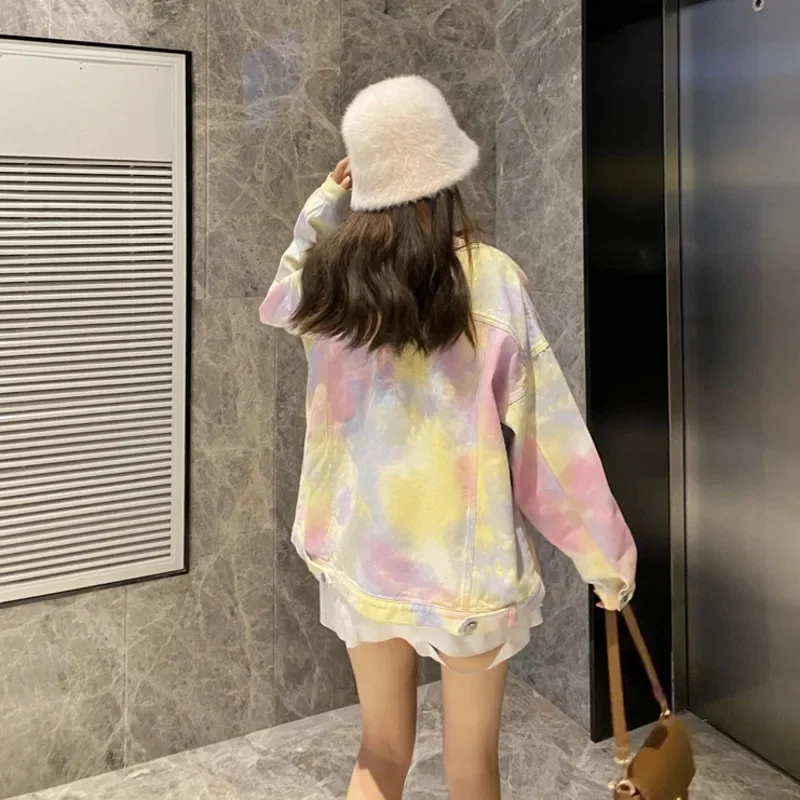 Модная цветная джинсовая куртка женская оверсайз с длинными рукавами отложным