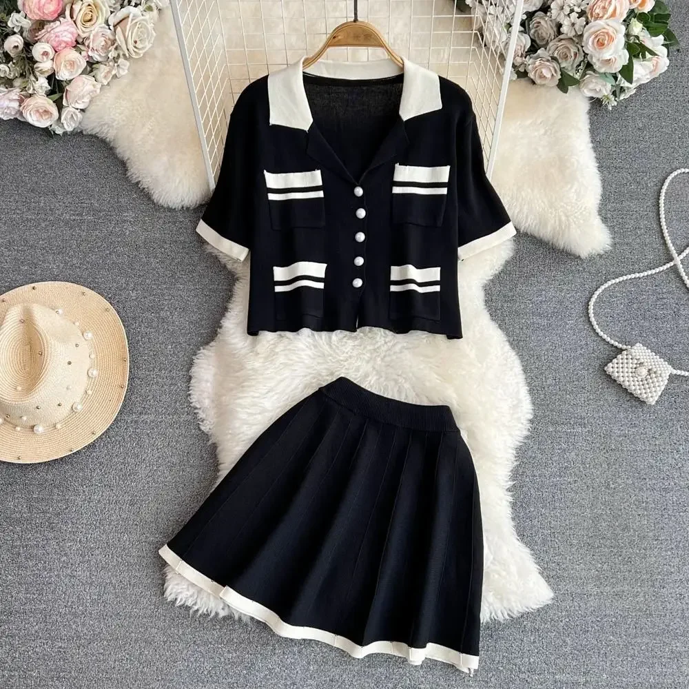 Новинка лета 2024 женский модный трикотажный топ с отложным воротником и короткими