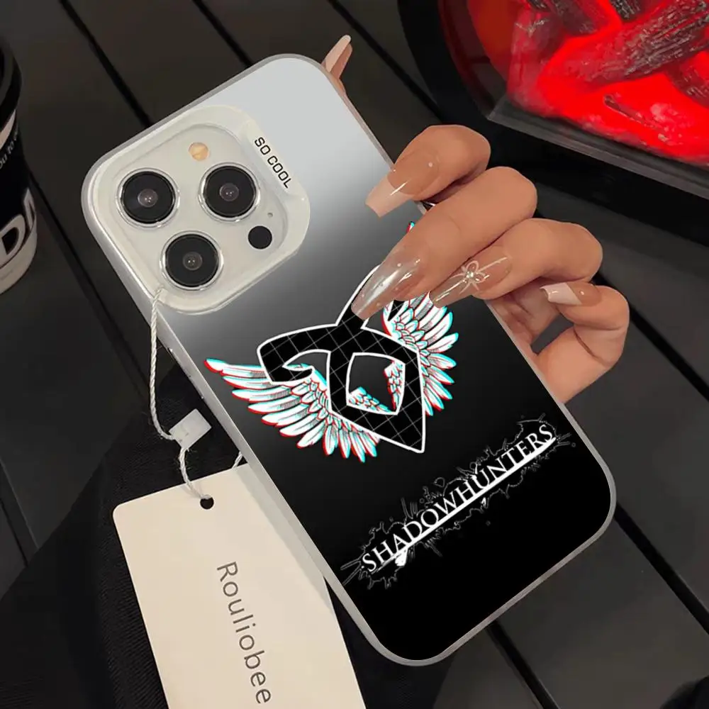 Фото Чехол для телефона серии Shadowhunters-S для iPhone 17 16 15 14 13 12 Pro Max Air Plus, цветной, серебристый, жесткий корпус №3