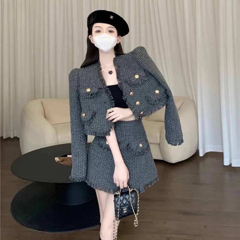 

Small Fragrance Elegant Tassels 2023 Autumn tweed Fashion Korean V-Neck Long Sleeve Jacket A-Line Skirt Womens Two Peice Sets