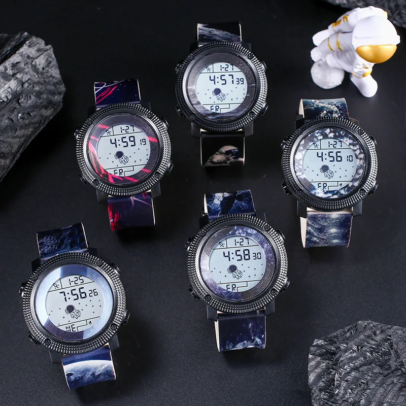 Часы наручные мужские спортивные водонепроницаемые электронные с рисунком
