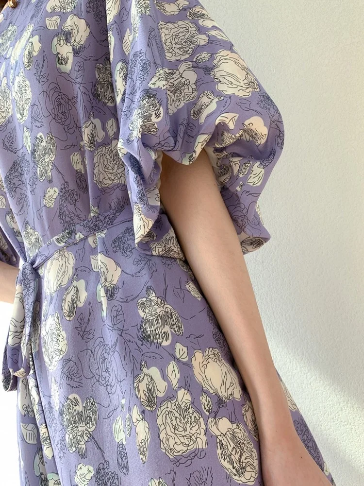

Женское свободное платье средней длины, Элегантное летнее платье из натурального шелка с цветочным принтом и рукавами-фонариками, платье средней длины с круглым вырезом и шнуровкой