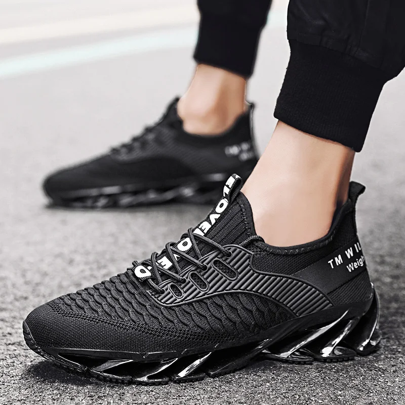 

Spring and Autumn Lightweight Men's Running Shoes Comfortable Breathable Mesh Sneakers Fashion Men's Casual Shoes