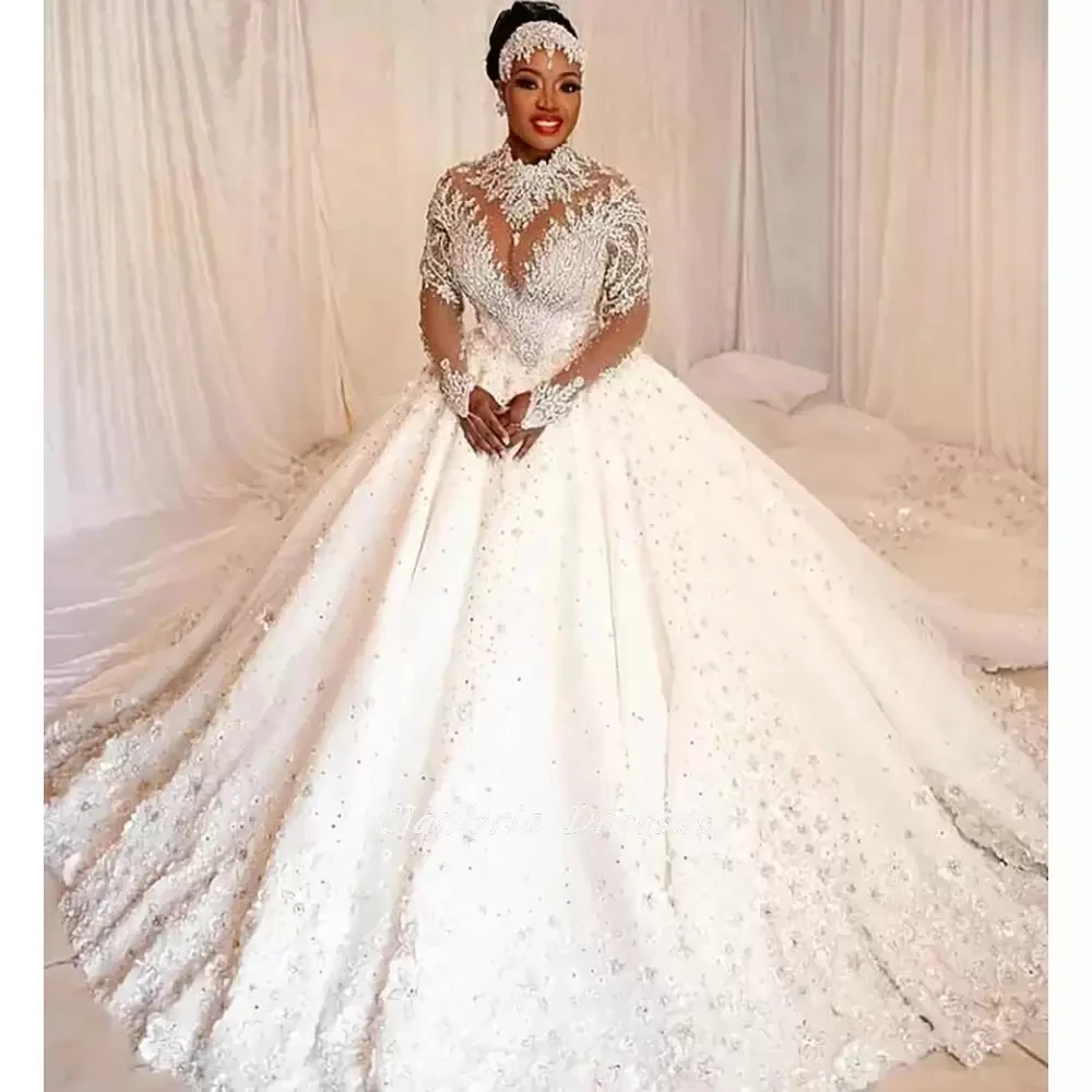 

Crystals Beaded Ball Gown Luxury Wedding Dresses Floral Lace Appliques Long Sleeves Chaple Train Royal Bridal Gowns Custom Made