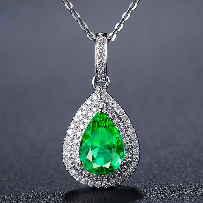

The New Micro-encrusted Diamond Drop Pear-shaped Emerald Color Treasure Pendant European and American Luxury Engagement Necklace