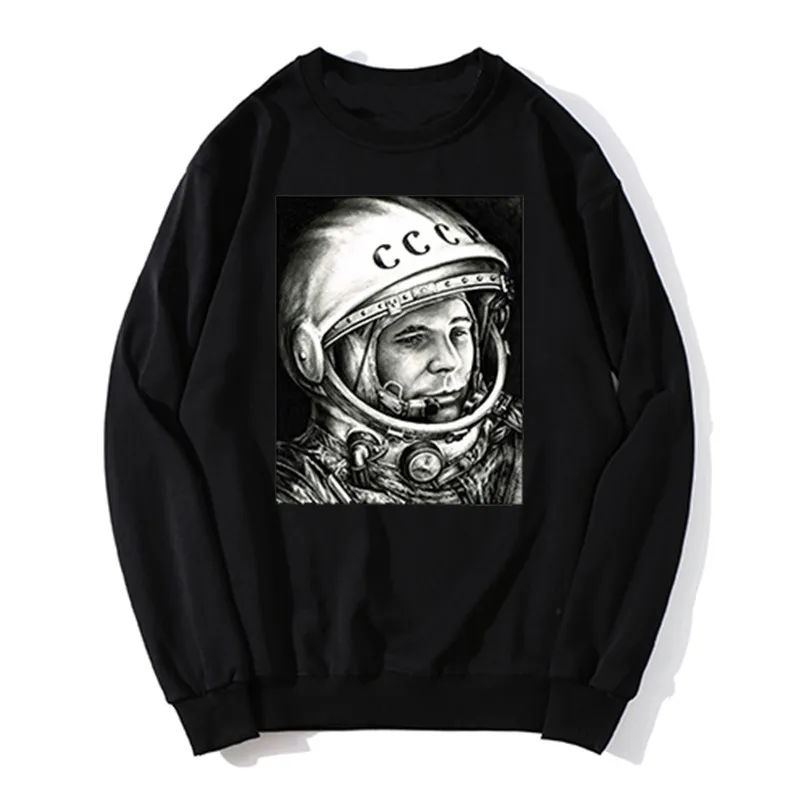 

Vintage Poster Astronaut Yuri Gagarin Print Men Hoodie Cool Design Tops Novelty Pullover Sweatshirts Unisex Sweater Streetwear