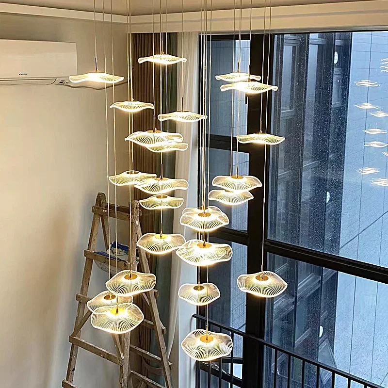 Небольшое дуплексное здание для гостиной большая люстра с несколькими головками