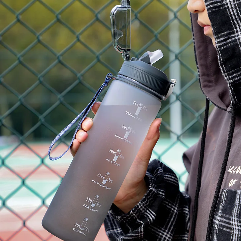 

Drop-resistant Plastic Cup Gradient Gradient Color Portable Water Bottle Straw Cup Large-capacity Fitness Sports Bottle Gradient