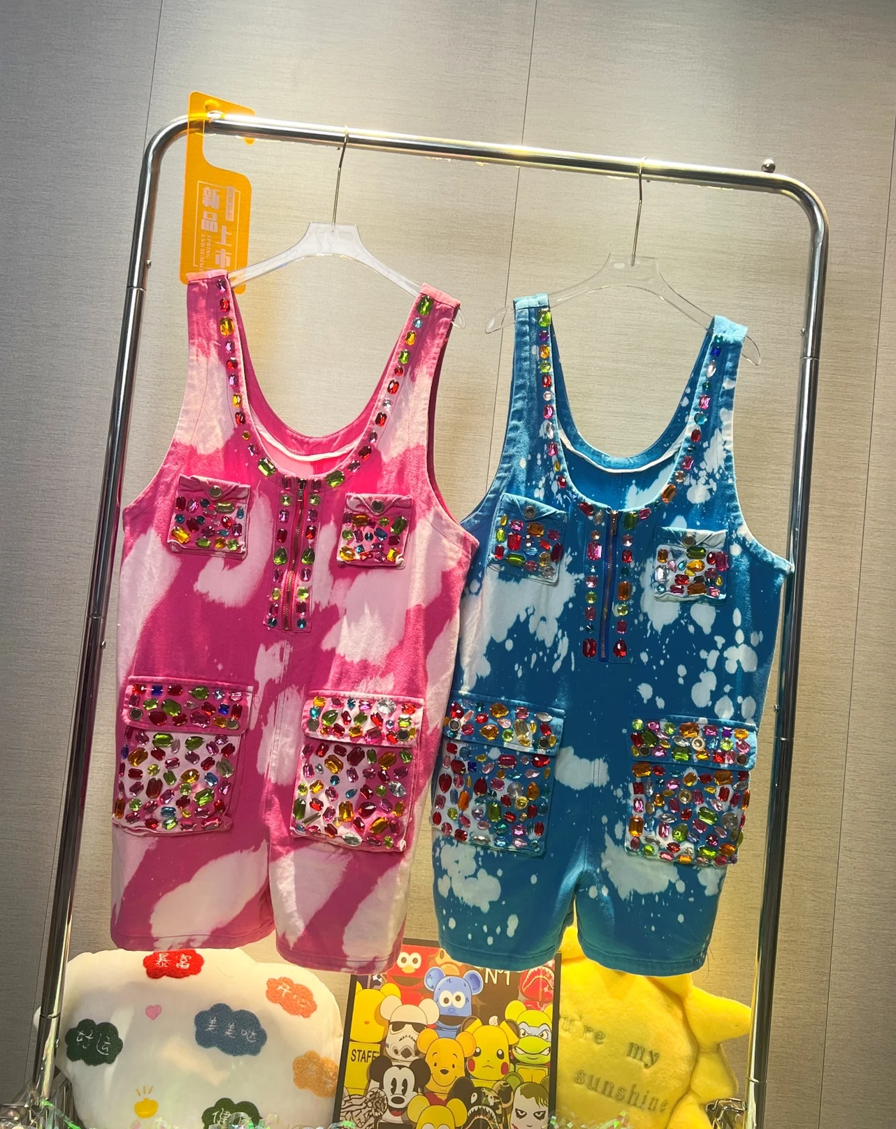 Tooling Suspender Shorts Female European Goods 2023 Summer New Exquisite Rhinestone Pocket Camouflage Baggy Denim Shorts Tide