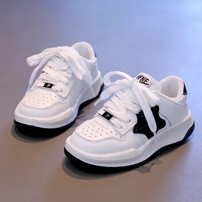 Детские кроссовки со звездами повседневная Нескользящая спортивная обувь