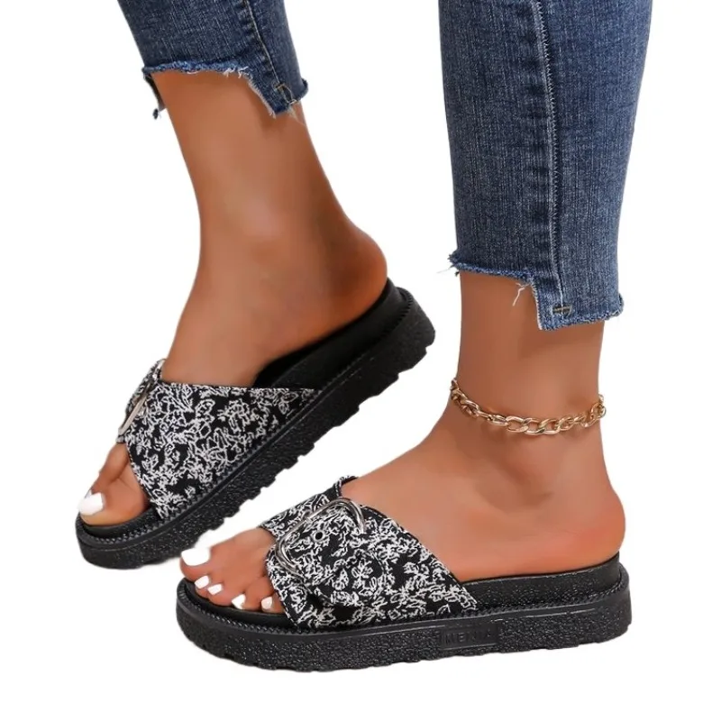 2024 модные тапочки на плоской подошве с заклепками и пряжками женские летние