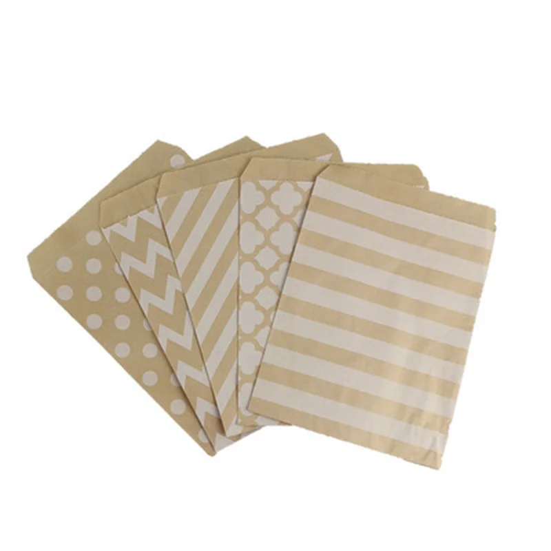 

New 25PCS Paper Bags Treat bags Candy Bag Chevron Polka Dot Bags Christmas Wedding Birthday Party Favors Supplies Gift Bags