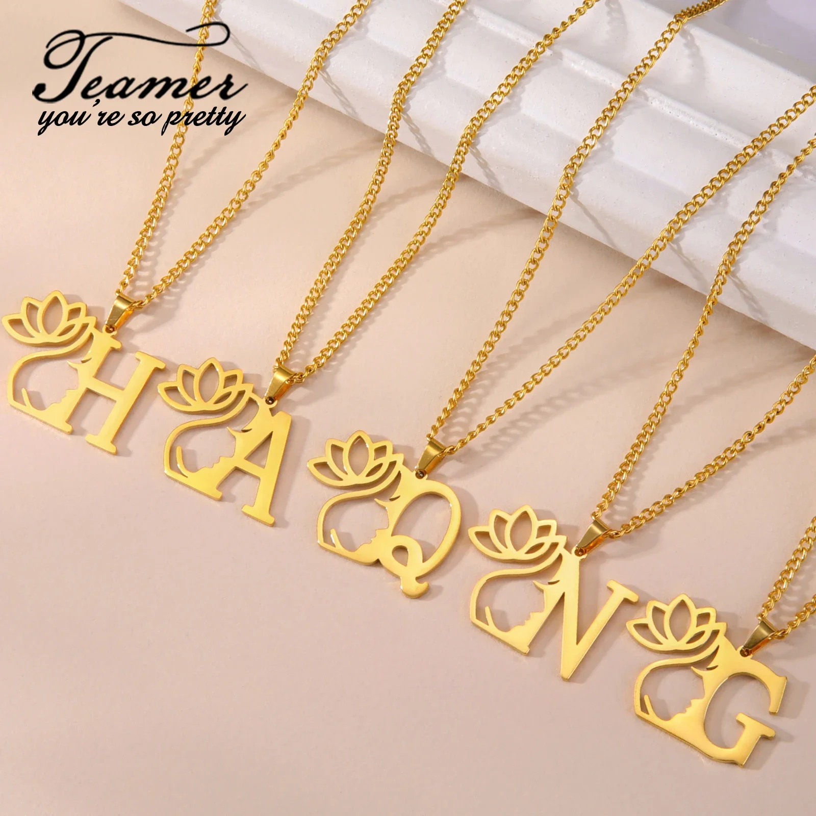 А - Z инициалы лотос кулон ожерелье леди нержавеющая сталь дама боковые украшения