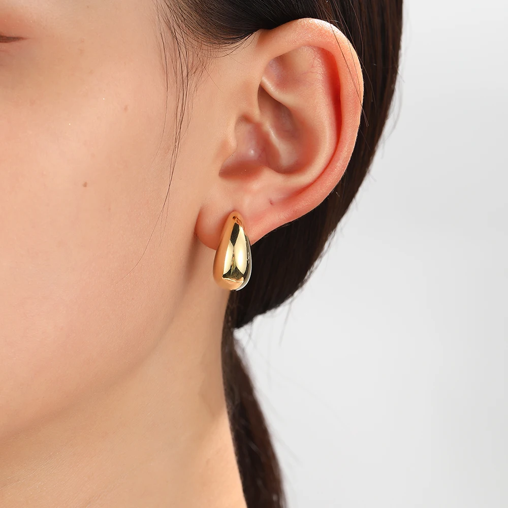 Minimal Design Smooth Oval Metal Beans Stud Earrings For Cute Girls 2023 New Fashion Jewelry Party Simple Accessories For Womens