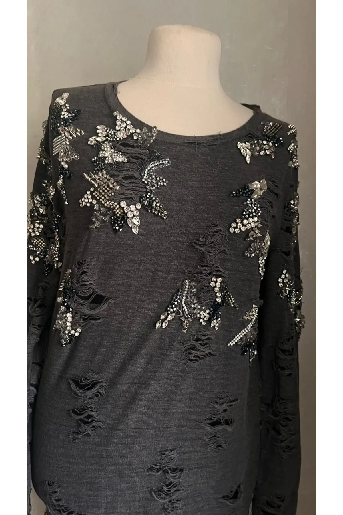 Рисунок 4 - Женское стильное повседневное платье-туника