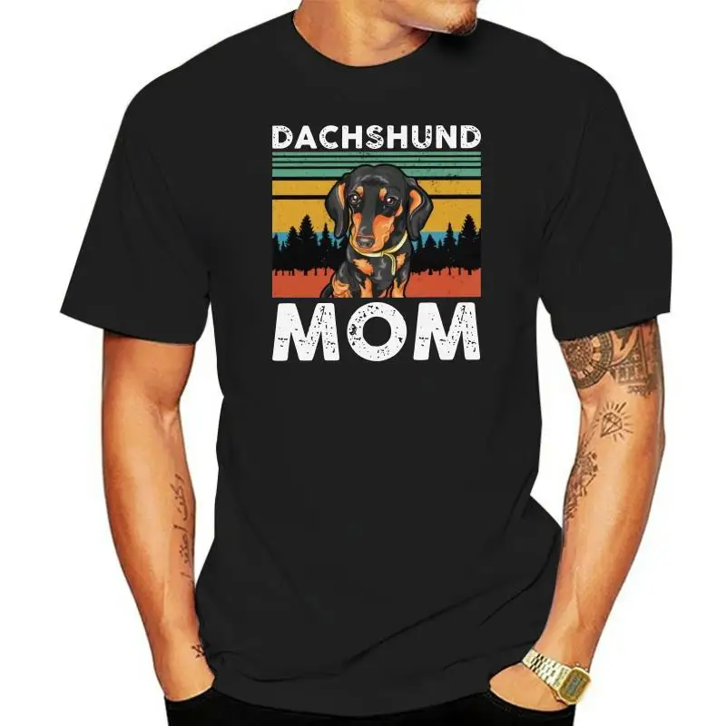 

Fashion Mens Dachshund Mom T-Shirt Short Sleeved Cotton Tshirt Printed Dog Owner Gift Idea Streetwear Graphic Tee Shirt Apparel