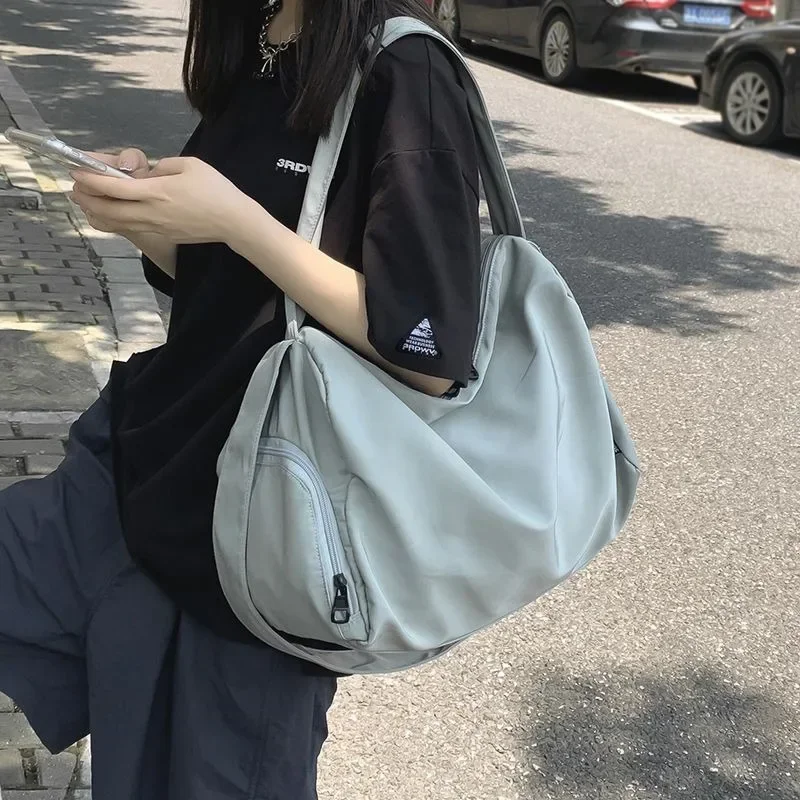 Корейские простые однотонные сумки-мессенджеры большой емкости японские