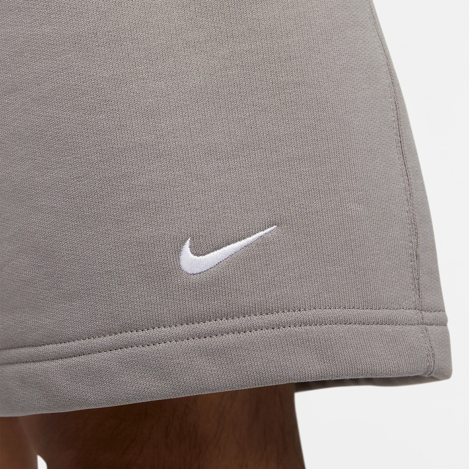 Оригинальные мужские спортивные шорты Nike Solo Swoosh с французскими петлями DX0818-029 (art.: 3920da59deb07) - 3920da59deb07