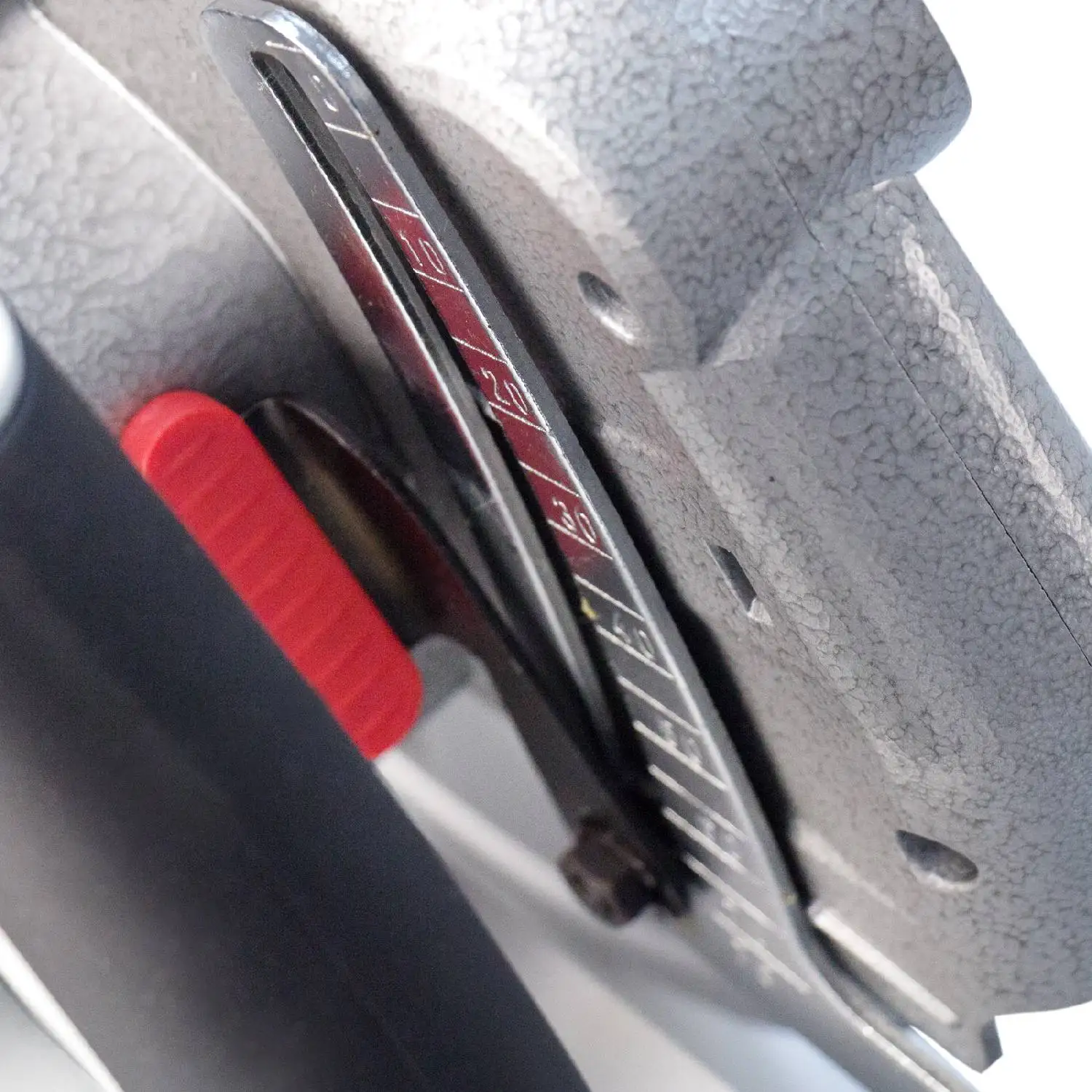 Пила циркулярная Ставр ПДЭ-210/1800 (Мощность 1800 Вт диаметр диска 210 мм скорость