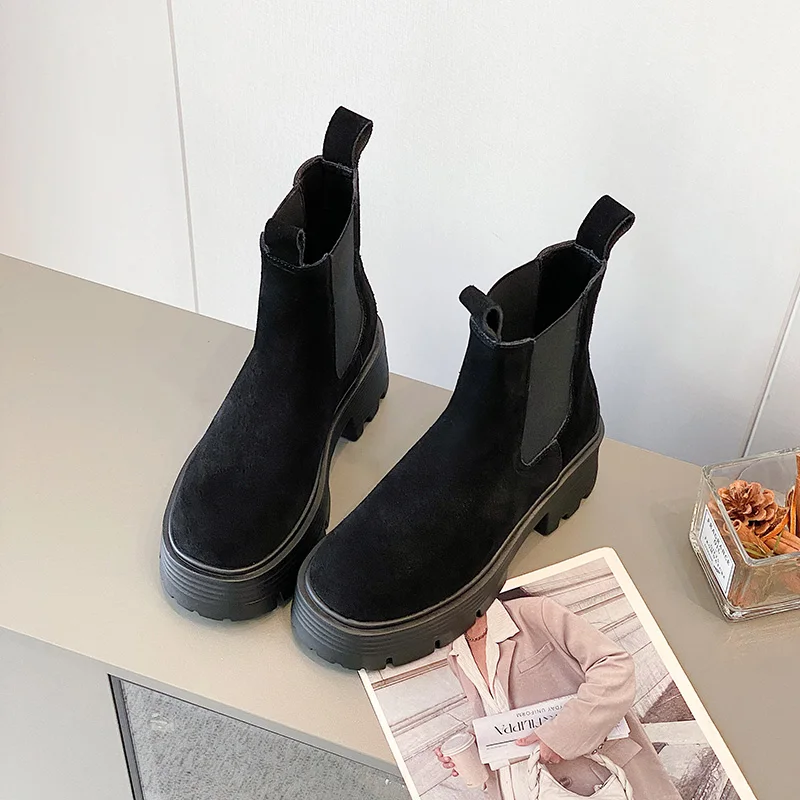 AIYUQI Chelsea Boots Women Fall 2023 New Platform Short Boots Women Fashion British Style Genuine Leather Ankle Boots Women