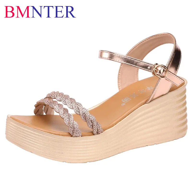 

Soft-soled slope heel high-heeled sandals women 2023 summer muffin thick-soled all-match large size buckle sandals